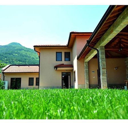 Yustina Villas Guest House 외부 사진
