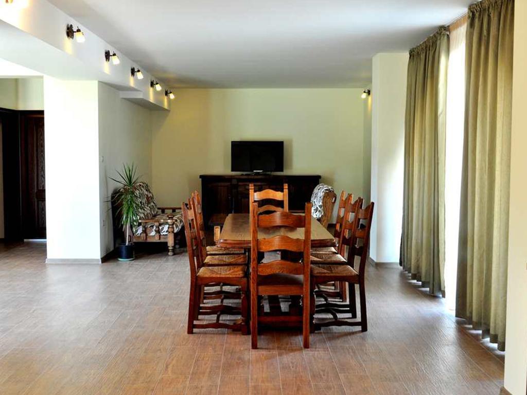 Yustina Villas Guest House 외부 사진