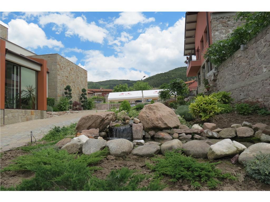 Yustina Villas Guest House 외부 사진
